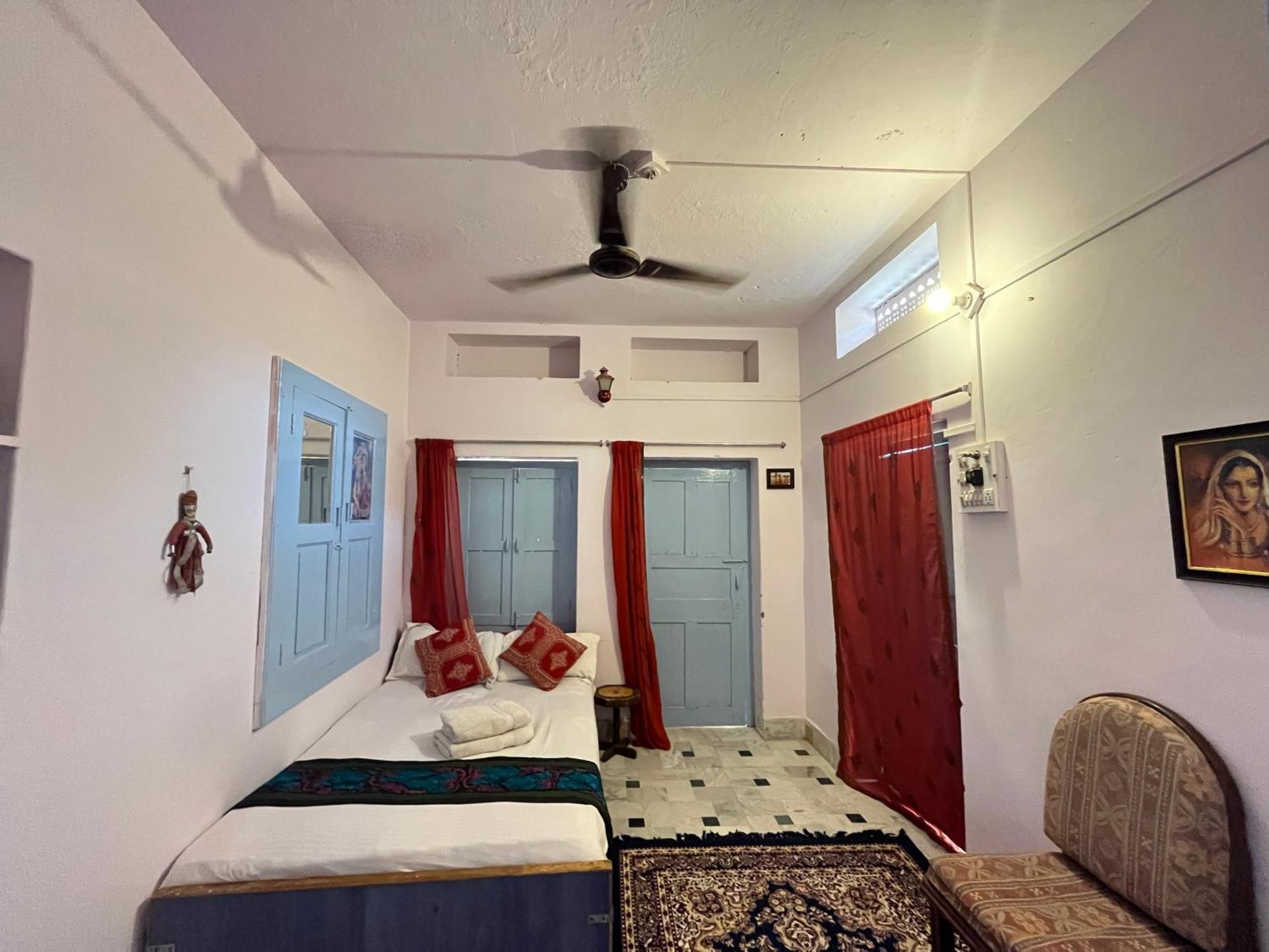 Hostel Marigold Home Stay Jaisalmer Cameră foto