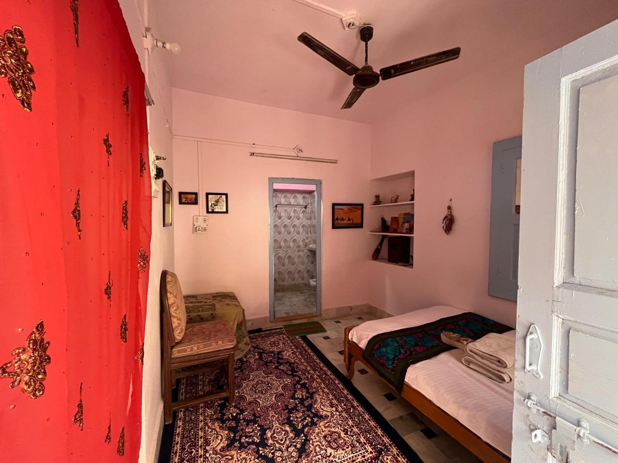 Hostel Marigold Home Stay Jaisalmer Cameră foto